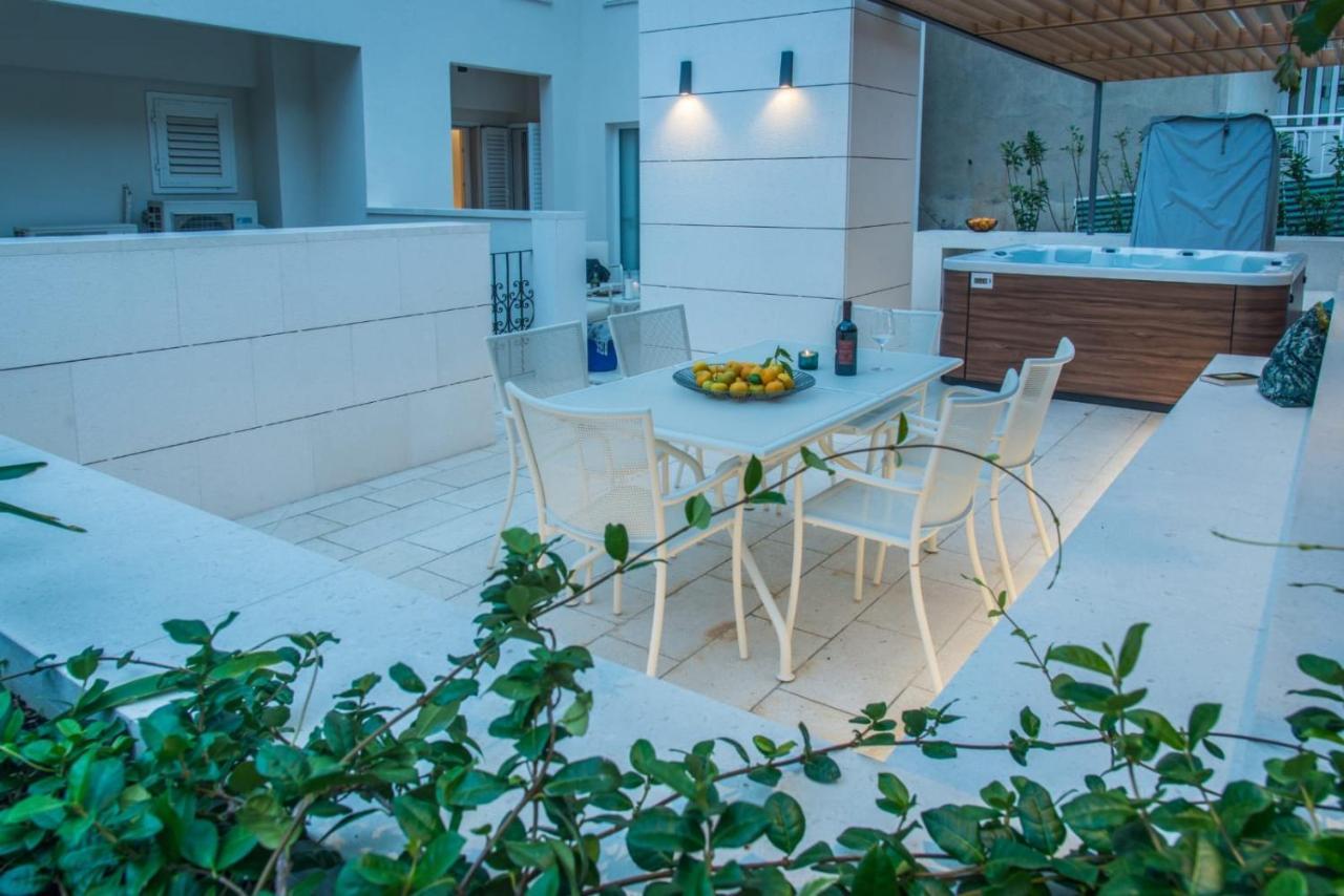 Apartments Villa Medic Brela Zewnętrze zdjęcie