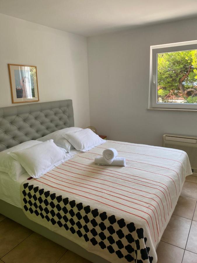 Apartments Villa Medic Brela Zewnętrze zdjęcie