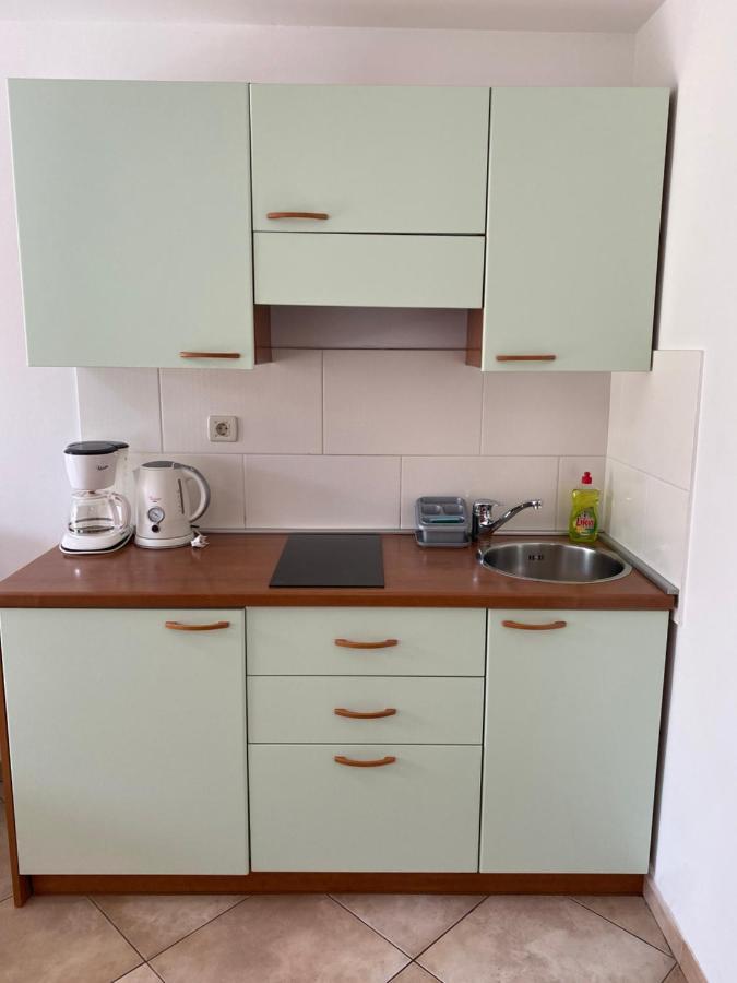 Apartments Villa Medic Brela Zewnętrze zdjęcie