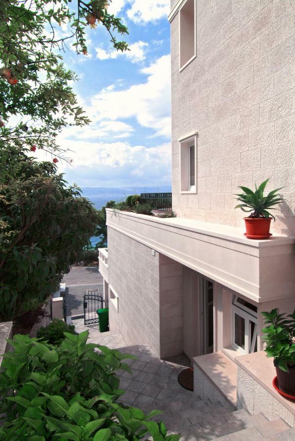 Apartments Villa Medic Brela Zewnętrze zdjęcie