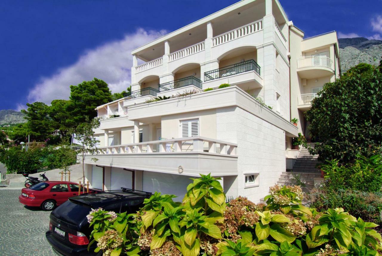 Apartments Villa Medic Brela Zewnętrze zdjęcie
